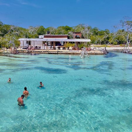 Medusa Hostel Isla Tintipan Tintipan Island Dış mekan fotoğraf