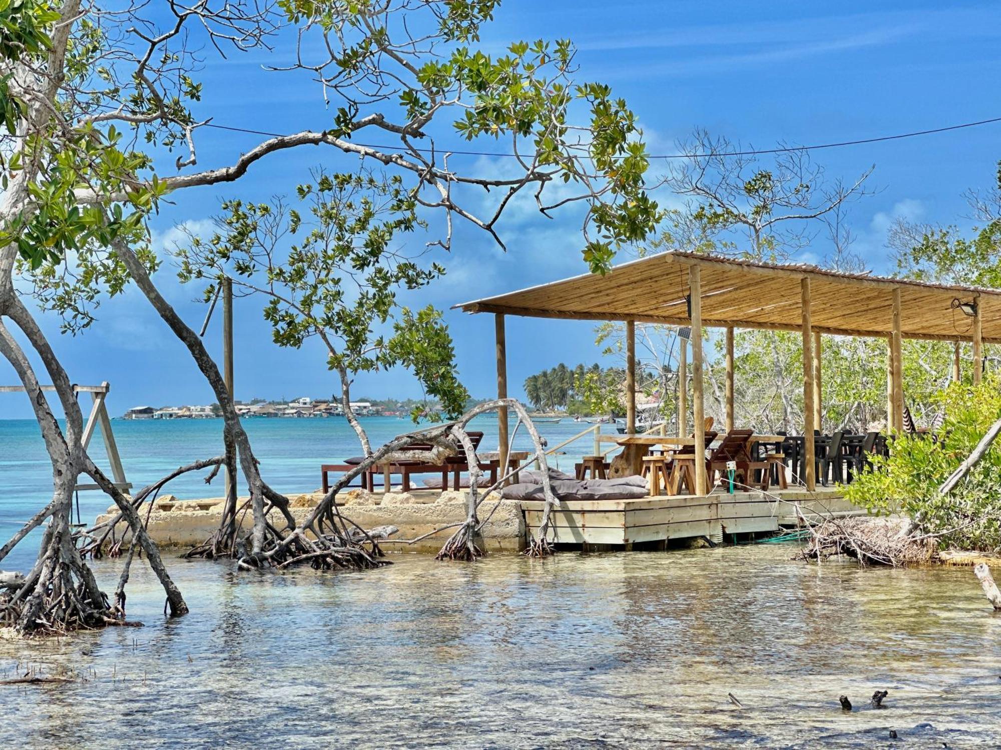 Medusa Hostel Isla Tintipan Tintipan Island Dış mekan fotoğraf